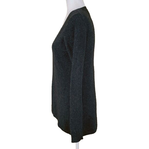 Quinn Women's Sweater Size M Charcoal Gray 100% Cashmere Asymmetrical Hem V-Neck - Picture 2 of 7